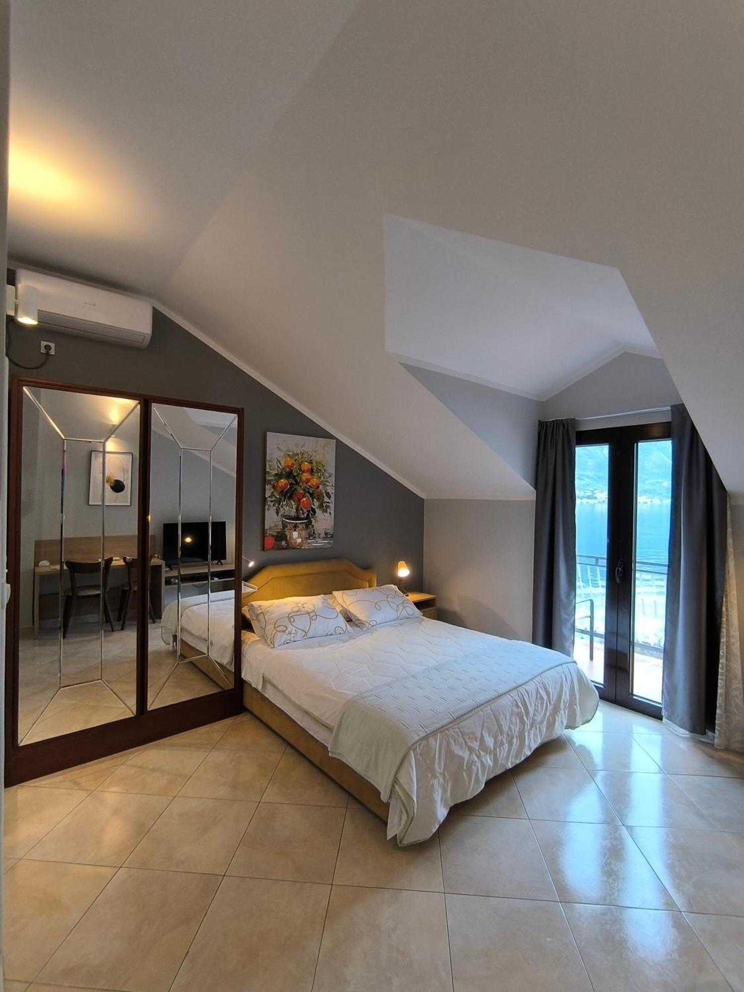 Apartments Djurovic Kotor Ngoại thất bức ảnh