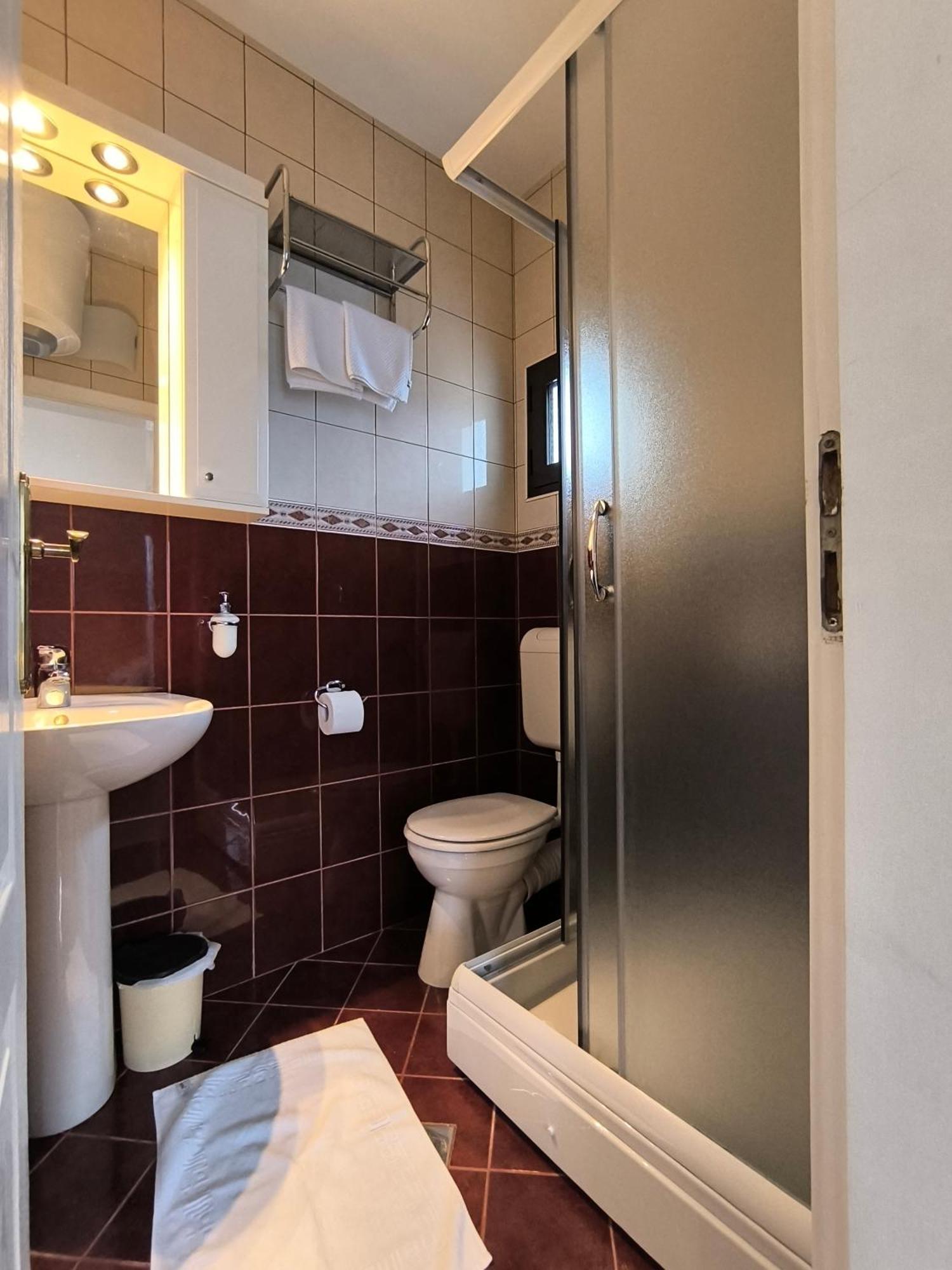 Apartments Djurovic Kotor Ngoại thất bức ảnh