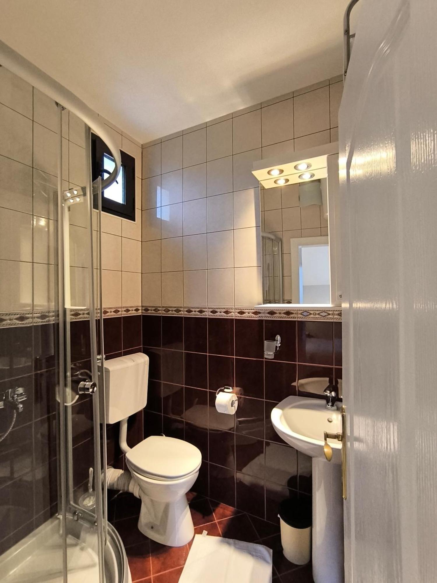 Apartments Djurovic Kotor Ngoại thất bức ảnh